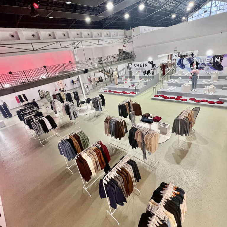 Shein sorprende con una pop-up en Sevilla